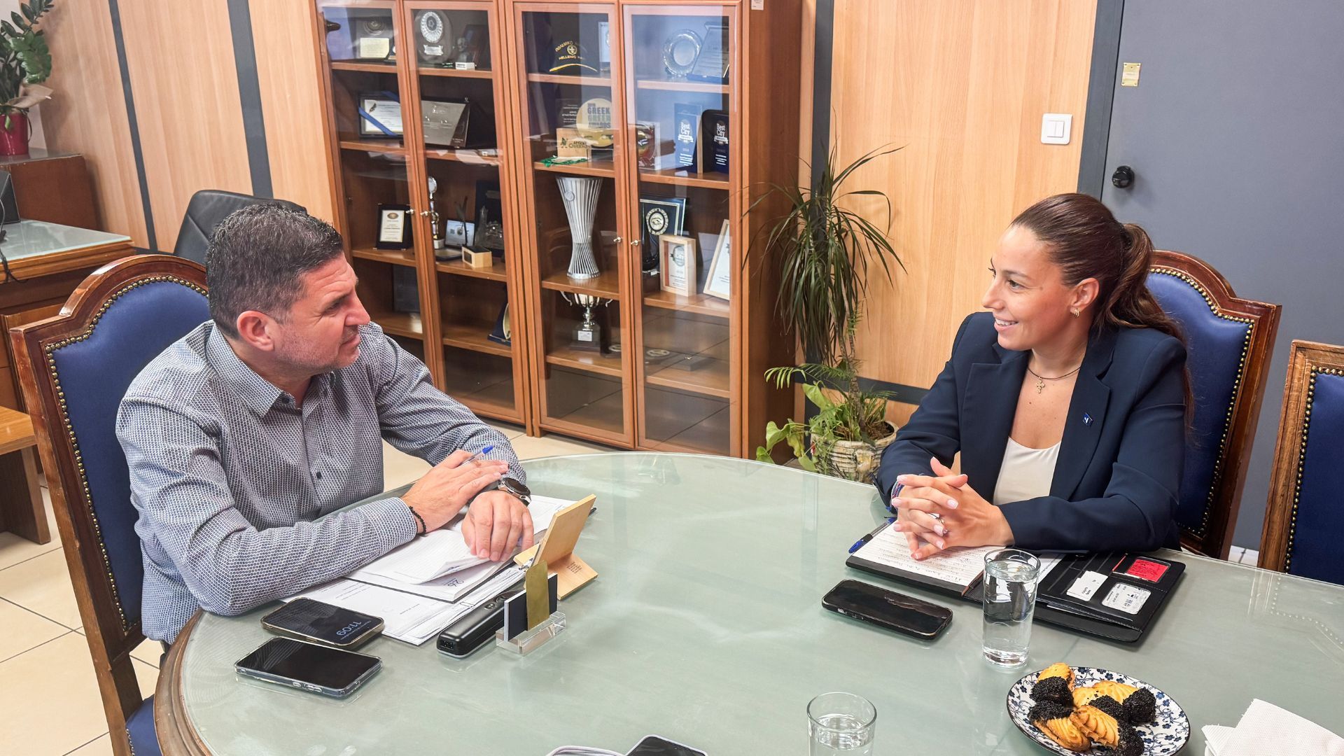 Συνάντηση του Δημάρχου Αγίας Παρασκευής Γιάννη Μυλωνάκη με την νέα Αντιπεριφερειάρχη Βορείου Τομέα κ. Μαργαρίτα Βάρσου
