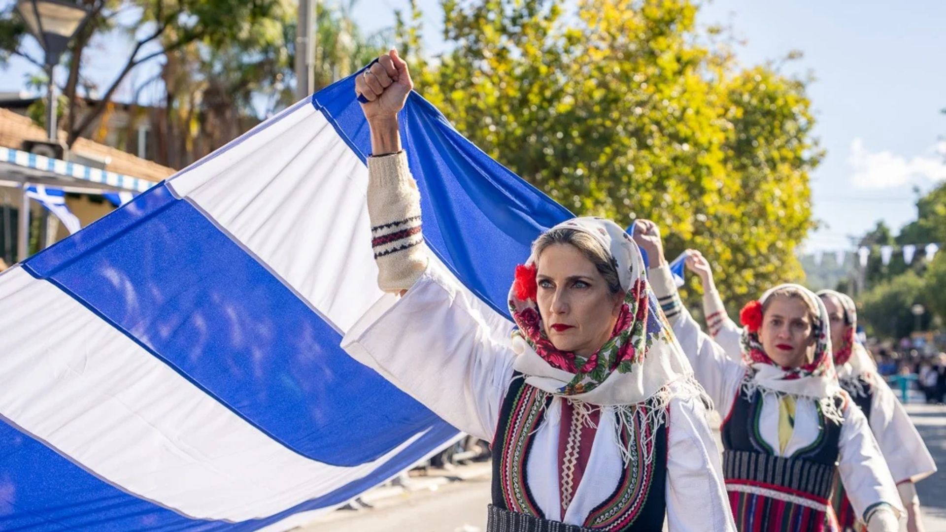 Με συγκίνηση και λαμπρότητα τίμησε η Αγία Παρασκευή την επέτειο της 28ης Οκτωβρίου