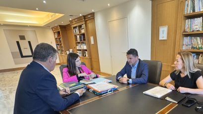 Συνάντηση Δημάρχου Αγίας Παρασκευής Γιάννη Μυλωνάκη με την Υπουργό Παιδείας  Σοφία Ζαχαράκη